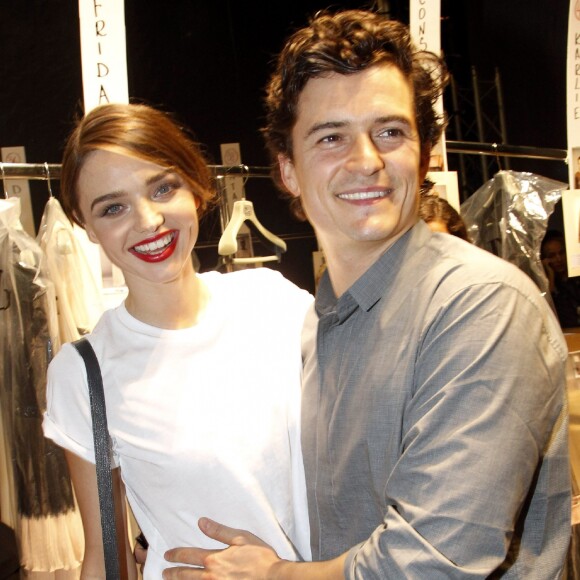 ORLANDO BLOOM ET MIRANDA KERR - BACKSTAGE DU DEFILE DIOR AU MUSEE RODIN A PARIS - COLLECTION PRET A PORTER PRINTEMPS ETE 2012 30/09/2011