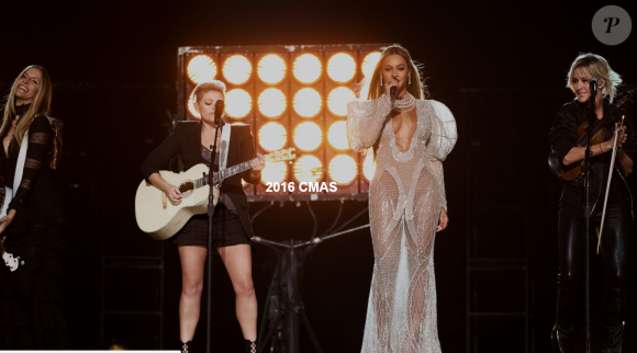 Béyoncé lors de la 50ème cérémonie des CMA Awards organisée à Nashville le 2 novembre 2016.
