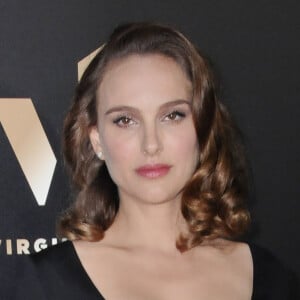 Natalie Portman enceinte à la 20e soirée annuelle Hollywood Film Awards à l'hôtel Beverly Hilton à Beverly Hills, le 6 novembre 2016 © Birdie Thompson/AdMedia via Zuma/Bestimage