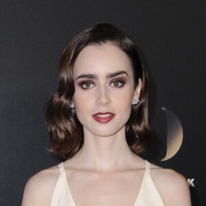 Lily Collins à la 20e soirée annuelle Hollywood Film Awards à l'hôtel Beverly Hilton à Beverly Hills, le 6 novembre 2016 © Birdie Thompson/AdMedia via Zuma/Bestimage