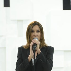 Zazie - 29ème édition du Téléthon 2015 à l'hippodrome de Longchamp à Paris le 5 décembre 2015. Ce grand marathon caritatif en faveur de la recherche sur les maladies rares, s'est achevé dans la nuit avec plus de 80 millions d'euros de promesses de dons au compteur, a annoncé l'Association Française contre les Myopathies (AFM-Téléthon). © Coadic Guirec / Bestimage