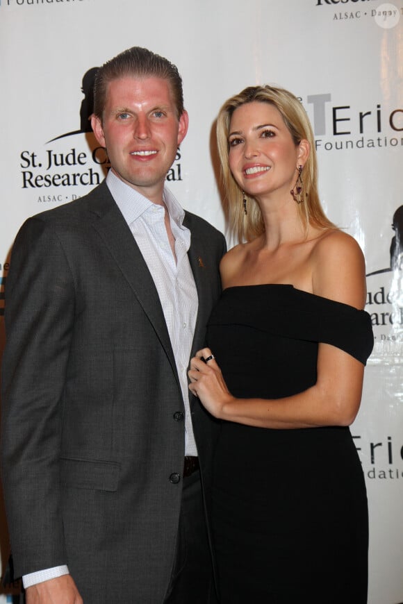 Eric Trump et son soeur Ivanka Trump lors du 8ème tournoi de golf annuel Eric Trump au Trump National Golf Club Westchester au Briarcliff Manor à New York, le 15 septembre 2014.