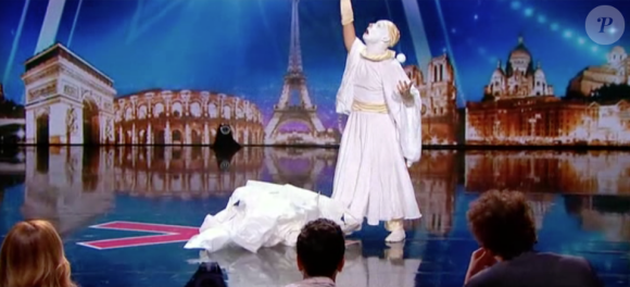Pierrot Buto dans "Incroyable Talent" sur M6 le 15 novembre 2016.