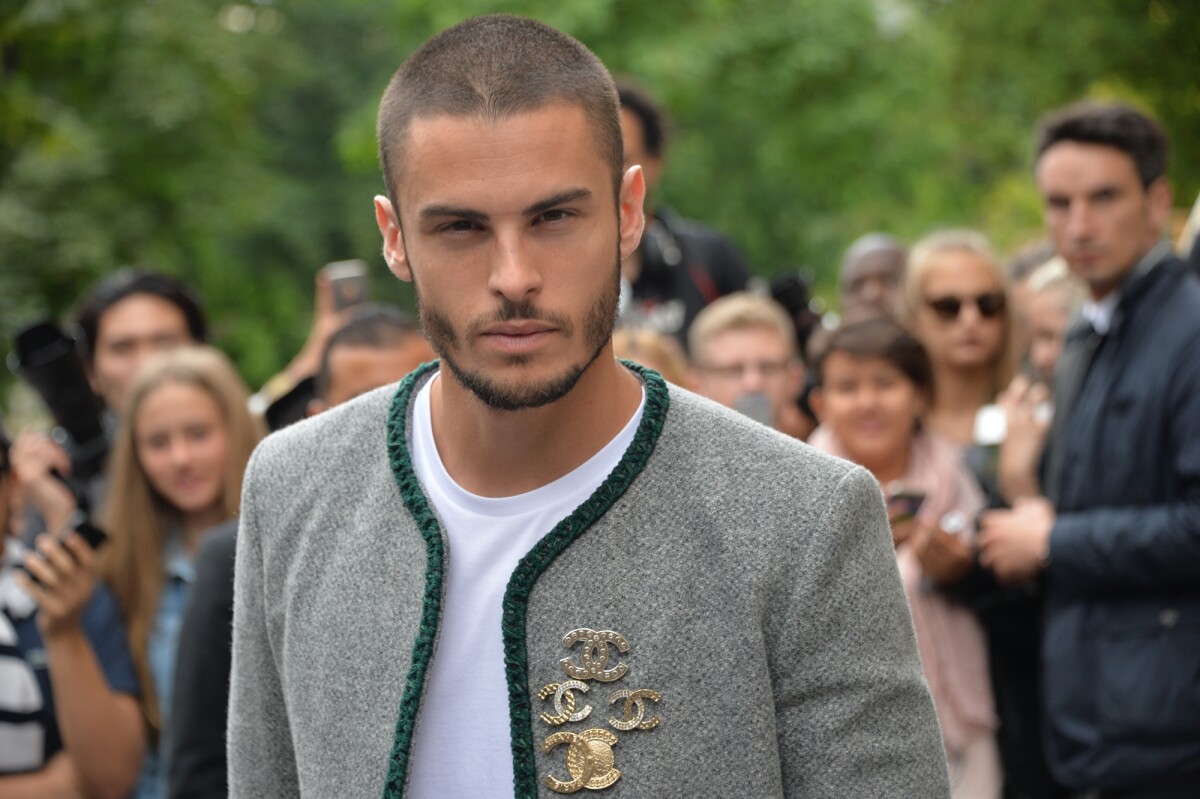 Photo : Baptiste Giabiconi - Sorties des people du défilé de mode Haute