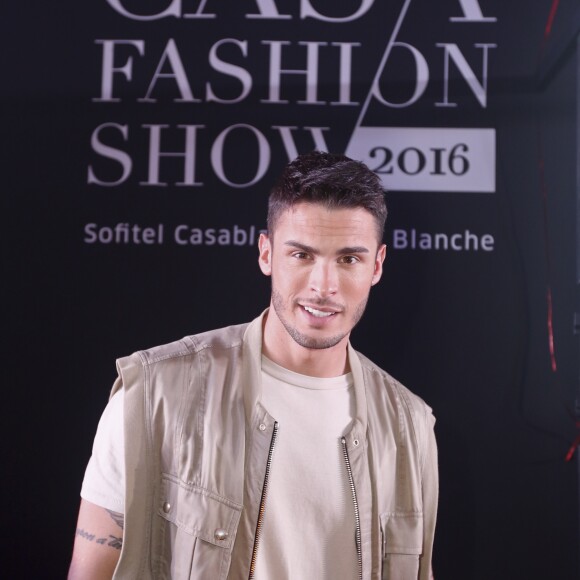 Exclusif - Baptiste Giabiconi (Parrain de la 9ème édition du Casa Fashion Show) - Photocall lors de la 9ème édition du défilé "Casa Fashion show" au Sofitel Casablanca Tour Blanche à Casablanca, Maroc, le 22 octobre 2016. Le thème choisi est "Rêve romantique". Un moyen de rendre hommage à la femme marocaine qui "assume sa féminité et revendique son authenticité", selon l'équipe organisatrice. Et alors que les griffes des maisons de haute couture et celles plus grand public optent souvent pour des tons sobres, entre le gris et le beige pour leurs collections automne-hiver, le Casa Fashion Show souhaite concocter une "explosion de couleurs" à ses invités. © Philippe Doignon/Bestimage