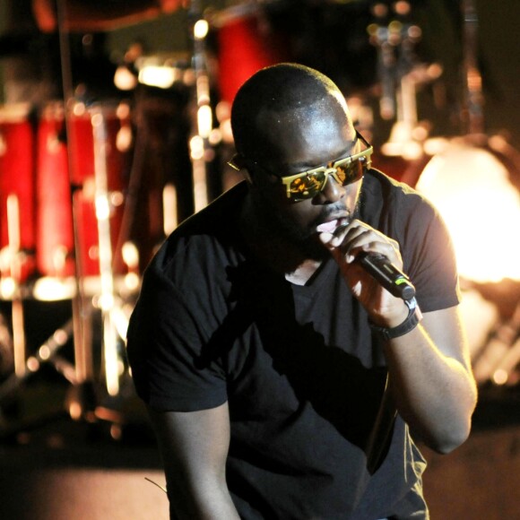 Maître Gims en concert lors du Festival International de Carthage, le 20 août 2016