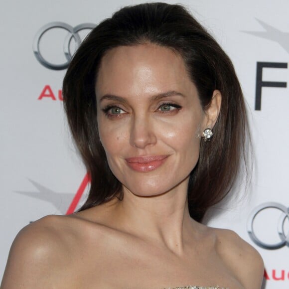 Angelina Jolie - Première de "By the Sea" à Los Angeles le 5 novembre 2015. © CPA/Bestimage