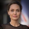 Angelina Jolie arrive à une conférence sur le maintien de la paix de l'ONU à Londres le 8 septembre 2016. Angelina Jolie porte le titre de "envoyée spéciale de l'ONU" pour le maintien de la paix.