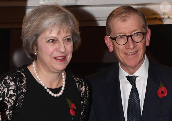 Madame le Premier ministre Theresa May et son mari Philip May lors de la soirée du Festival Royal du Souvenir, dédié à la commémoration des victimes de guerres, au Royal Albert Hall à Londres, le 12 novembre 2016.