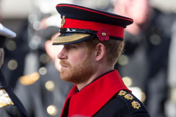 Le prince Harry au Cénotaphe de Whitehall le 13 novembre 2016 à Londres, lors des commémorations du Dimanche du Souvenir (Remembrance Sunday).