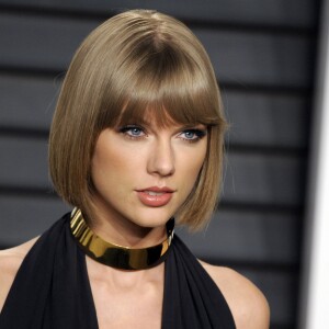 Taylor Swift à la soirée "Vanity Fair Oscar Party" après la 88ème cérémonie des Oscars à Hollywood, le 28 février 2016.