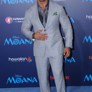 Dwayne Johnson à la première de ''Moana'' à Hollywood, le 14 novembre 2016 © Birdie Thompson/AdMedia via Zuma/Bestimage