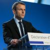 Emmanuel Macron, responsable du mouvement En Marche, se déclare candidat à la présidentielle 2017 lors d'une déclaration dans un centre d'apprentrissage de Bobigny, le 16 novembre 2016. Son épouse Brigitte est au premier rang © Agence/Bestimage