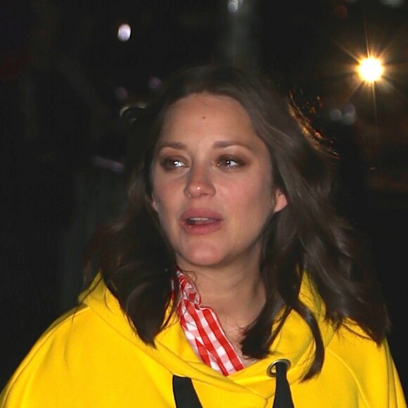 Marion Cotillard enceinte arrive à l'émission de Stephan Colbert à New York, le 16 novembre 2016  Pregnant Marion Cotillard is seen arriving at the Stephan Colbert show in New York, on November 16th 201616/11/2016 - New York