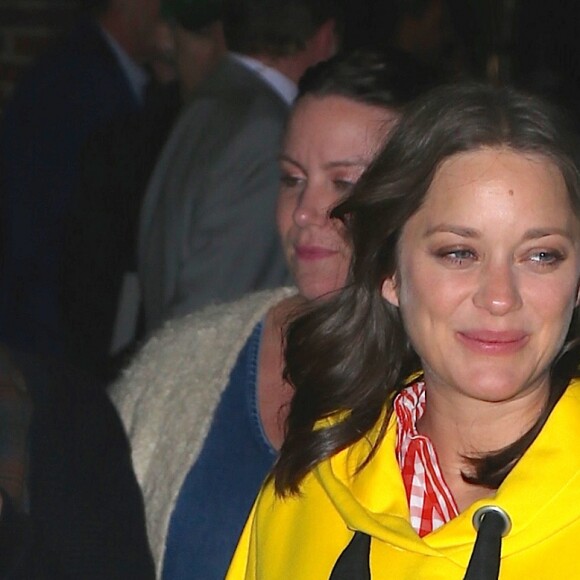 Marion Cotillard enceinte arrive à l'émission de Stephan Colbert à New York, le 16 novembre 2016