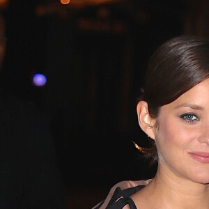 Marion Cotillard se rend à la première de son film "Alliés" à New York le 15 novembre 2016.