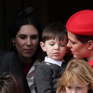 Raphaël, le fils de Charlotte Casiraghi et de Gad Elmaleh, assistait avec sa maman au dernier temps des célébrations de la Fête nationale monégasque le 19 novembre 2016, observant depuis les fenêtres du palais princier le défilé militaire avant la salut de la foule. © Bruno Bebert/Dominique Jacovides/Bestimage