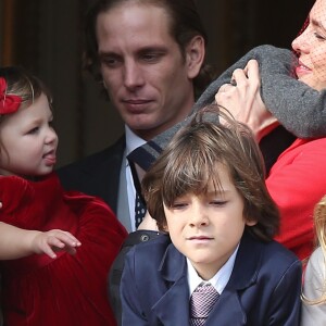 Raphaël, le fils de Charlotte Casiraghi et de Gad Elmaleh, assistait avec sa maman au dernier temps des célébrations de la Fête nationale monégasque le 19 novembre 2016, observant depuis les fenêtres du palais princier le défilé militaire avant la salut de la foule. © Bruno Bebert/Dominique Jacovides/Bestimage