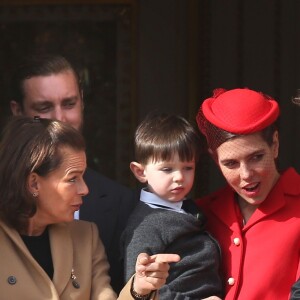 Raphaël, le fils de Charlotte Casiraghi et de Gad Elmaleh, assistait avec sa maman et toute la famille princière (ici, la princesse Stéphanie de Monaco et son fils Louis Ducruet) au dernier temps des célébrations de la Fête nationale monégasque le 19 novembre 2016, observant depuis les fenêtres du palais princier le défilé militaire avant la salut de la foule. © Bruno Bebert/Dominique Jacovides/Bestimage