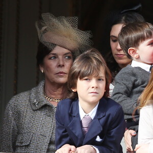 Raphaël, le fils de Charlotte Casiraghi et de Gad Elmaleh, assistait avec sa maman au dernier temps des célébrations de la Fête nationale monégasque le 19 novembre 2016, observant depuis les fenêtres du palais princier le défilé militaire avant la salut de la foule. © Bruno Bebert/Dominique Jacovides/Bestimage