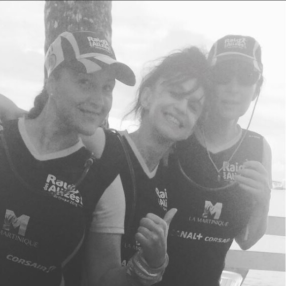 Valérie Trierweiler avec Alexandra Sarramona et Béné­dicte Le Panse, au Raid des Alizés, le 17 novembre 2016.