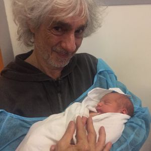 Louis Bertignac et son petit Jack, né le 19 novembre 2016.