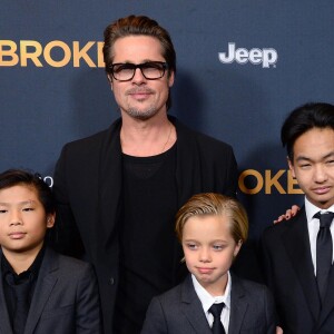 Brad Pitt, Maddox Jolie-Pitt, Pax Jolie-Pitt et Shiloh Jolie-Pitt à la première du film "Unbroken" à Hollywood, le 15 décembre 2014