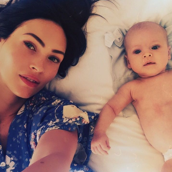Megan Fox dévoile le visage de son fils Journey. Photo postée sur Instagram en octobre 2016.