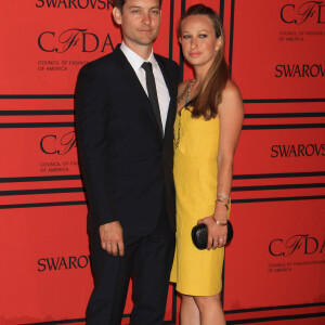 Tobey Maguire, Jennifer Meyer - People a la soiree "CFDA Fashion Awards" a New York, le 2 Juin 2013.  Celebrities at the 2013 CFDA Fashion Awards at the Alice Tully Hall in New York, New York on June 2, 2013.02/06/2013 - New York