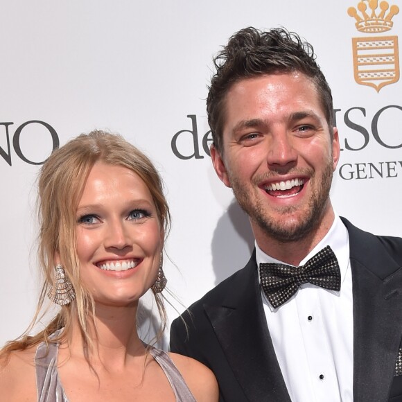 Toni Garrn et son compagnon Chandler Parsons - Photocall de la soirée de Grisogono à l'hôtel Eden Roc au Cap d'Antibes lors du 69 ème Festival International du Film de Cannes, le 17 mai 2016. © Jacovides-Borde-Bébert/Bestimage 