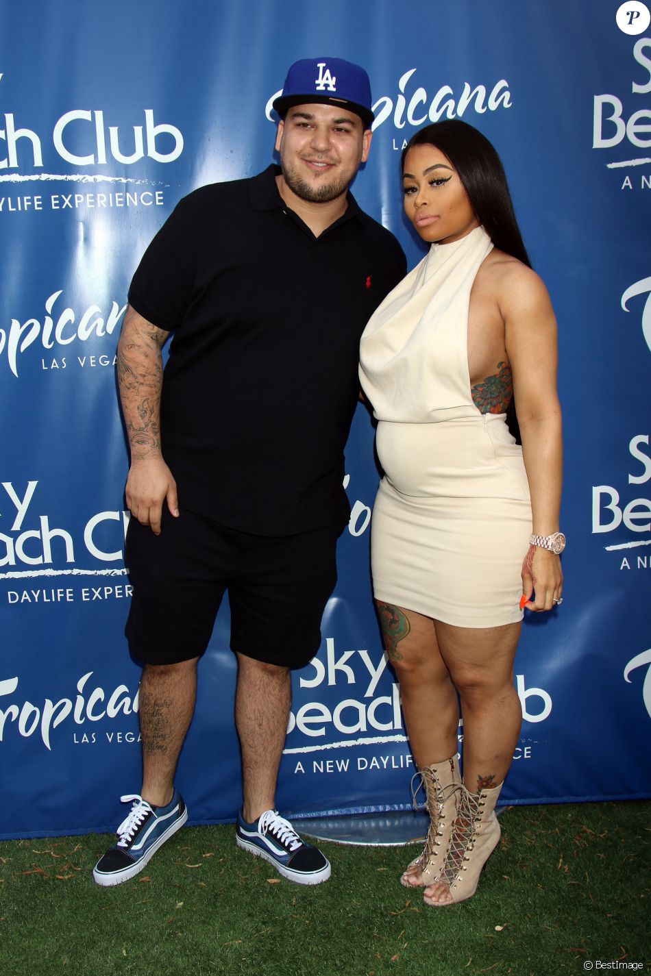 Rob Kardashian et sa fiancée Blac Chyna enceinte au Memorial Day Weekend du Sky Beach Club à Las