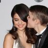 Selena Gomez et Justin Bieber à la cérémonie des American Music Awards le 20 novembre 2011 à Los Angeles