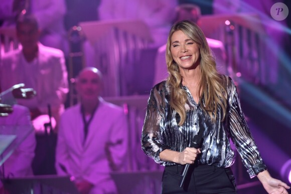 Hélène Rollès - Enregistrement de l'émission "Les années bonheur", qui sera diffusée le 5 novembre sur France. Le 28 septembre 2016