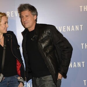 Info - Hélène de Fougerolles officialise avec son compagnon Marc Simoncini - Hélène de Fougerolles et son compagnon Marc Simoncini - Avant-première du film "The Revenant" au Grand Rex à Paris, le 18 janvier 2016. © Coadic Guirec/Bestimage