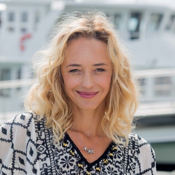 Hélène de Fougerolles - Photocall de "le secret d'Elise" dans le cadre du 17e festival de fiction TV de La Rochelle sur le Vieux Port à La Rochelle le 11 septembre 2015