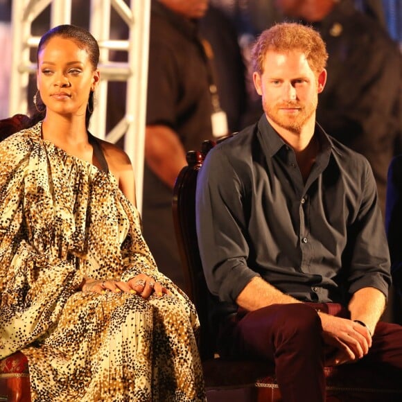 Le prince Harry et Rihanna assistent au Mega Concert organisé pour le 50ème anniversaire de l'indépendance de la Barbade, en présence du premier ministre Freundel Stuart, au stade Kensington Oval. Le prince Harry a également décoré Jamilla Sealy du "Queen's Young Leader Award 2017". Bridgetown, le 30 novembre 2016.