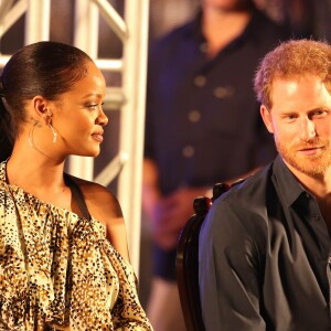 Le prince Harry et Rihanna assistent au Mega Concert organisé pour le 50ème anniversaire de l'indépendance de la Barbade, en présence du premier ministre Freundel Stuart, au stade Kensington Oval. Le prince Harry a également décoré Jamilla Sealy du "Queen's Young Leader Award 2017". Bridgetown, le 30 novembre 2016.