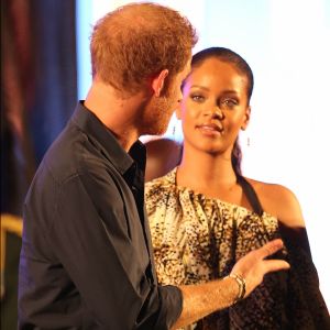 Le prince Harry et Rihanna assistent au Mega Concert organisé pour le 50ème anniversaire de l'indépendance de la Barbade, en présence du premier ministre Freundel Stuart, au stade Kensington Oval. Le prince Harry a également décoré Jamilla Sealy du "Queen's Young Leader Award 2017". Bridgetown, le 30 novembre 2016