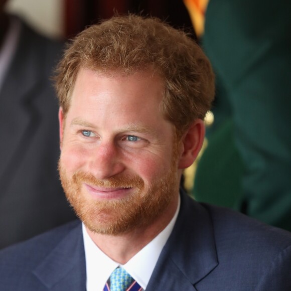 Le prince Harry rencontre Rihanna lors du 50ème anniversaire de l'indépendance de la Barbade, le 30 novembre 2016.