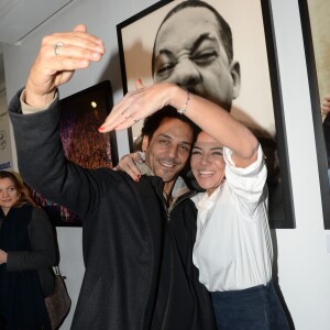 Exclusif - Tomer Sisley et sa compagne Sandra Zeitoun de Matteis - Vernissage privé de l'exposition "JoeyStarr Punk Funk Hero" à la galerie Artcube à Paris, France, le 1 décembre 2016. Exposition du 2 au 11 décembre 2016. © Rachid Bellak/Bestimage