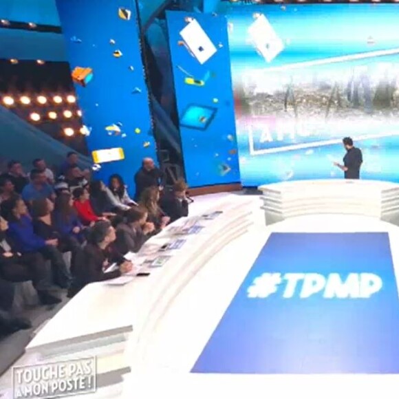 Cyril Hanouna dans "TPMP", jeudi 1er décembre 2016, sur C8