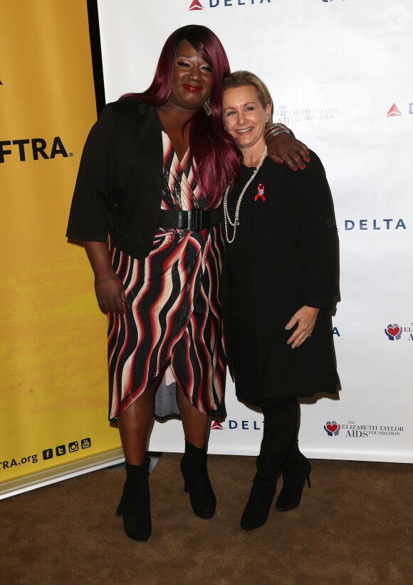 Chandi Moore, Gabrielle Carteris  à la soirée caritative 'SAG-AFTRA and The Elizabeth Taylor AIDS' à Los Angeles, le 30 novembre 2016.