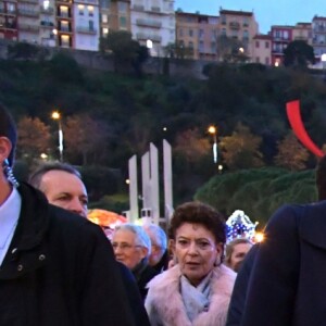 Semi-exclusif - Le prince Albert II de Monaco, son épouse la princesse Charlene et leurs enfants le prince Jacques et la princesse Gabriella pendant l'inauguration du Village de Noël à Monaco le 3 décembre 2016. Le Village de Noël est installé sur le quai Albert 1er du Port Hercule. Les animations telles que manèges pour enfants, la patinoire ou la grande roue et les différents stands de souvenirs ou de nourritures seront ouverts du 2 décembre au 2 janvier 2017. © Charly Gallo / Gouvernement Princier /Pool restreint Monaco/Bestimage Semi-exclusive