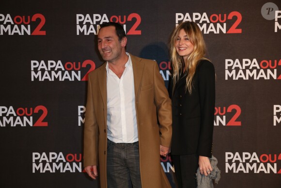 Gilles Lellouche et sa compagne Alizée Guinochet lors de l'avant-première du film "Papa ou Maman 2" au cinéma Gaumont Alesia à Paris, France, le 5 décembre 2016. © Marc Ausset-Lacroix/Bestimage