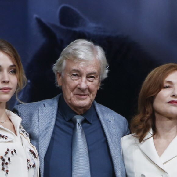 Alice Isaaz, Isabelle Huppert et Paul Verhoeven - Personnalités lors de l'hommage à Paul Verhoeven pendant la 16ème édition du Festival International du Film de Marrakech le 5 décembre 2016. © Philippe Doignon / Bestimage