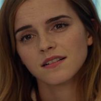 Emma Watson craint pour sa vie privée et tombe dans le piège de Tom Hanks