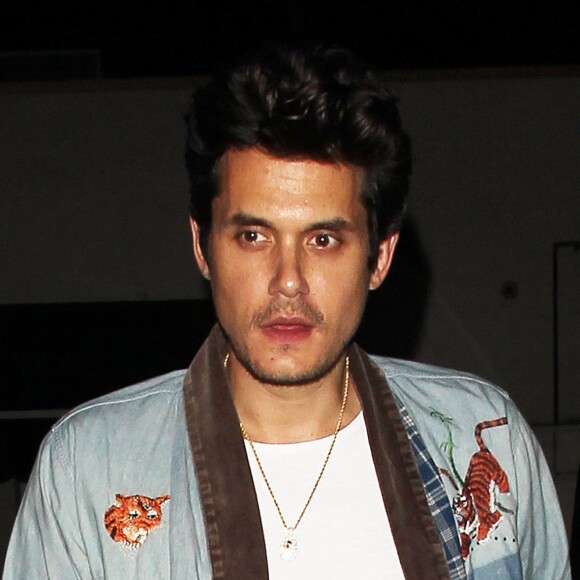 John Mayer a passé une soirée au restaurant Craig à West Hollywood le 25 août 2016.