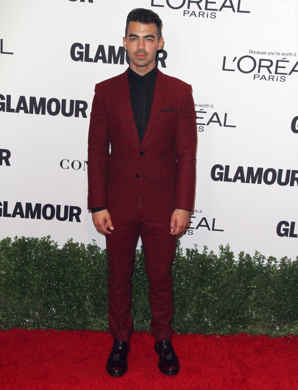 Joe Jonas à la Soirée "Glamour Women Of The Year 2016" à la "NeueHouse" à Hollywood, le 14 novembre 2016.