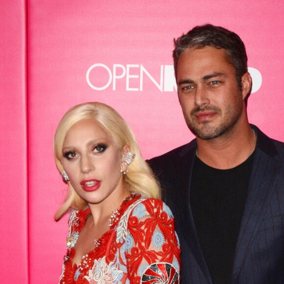 La chanteuse Lady Gaga et son fiancé Taylor Kinney - Première de "Rock The Kasbah" à New York, le 19 octobre 2015.