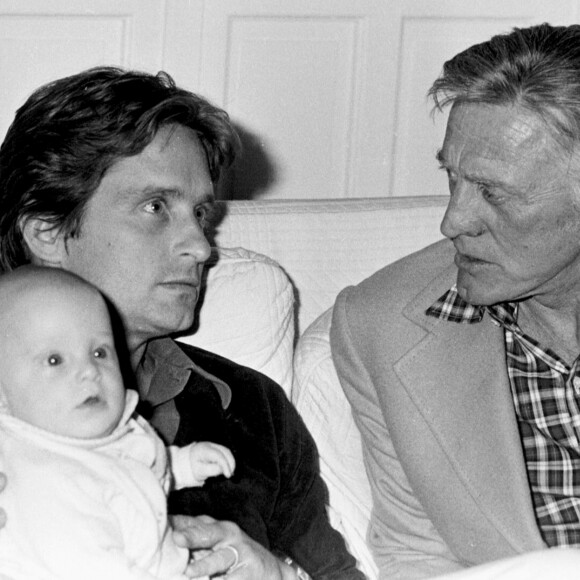 Michael Douglas avec son père Kirk à Cannes le 1979.